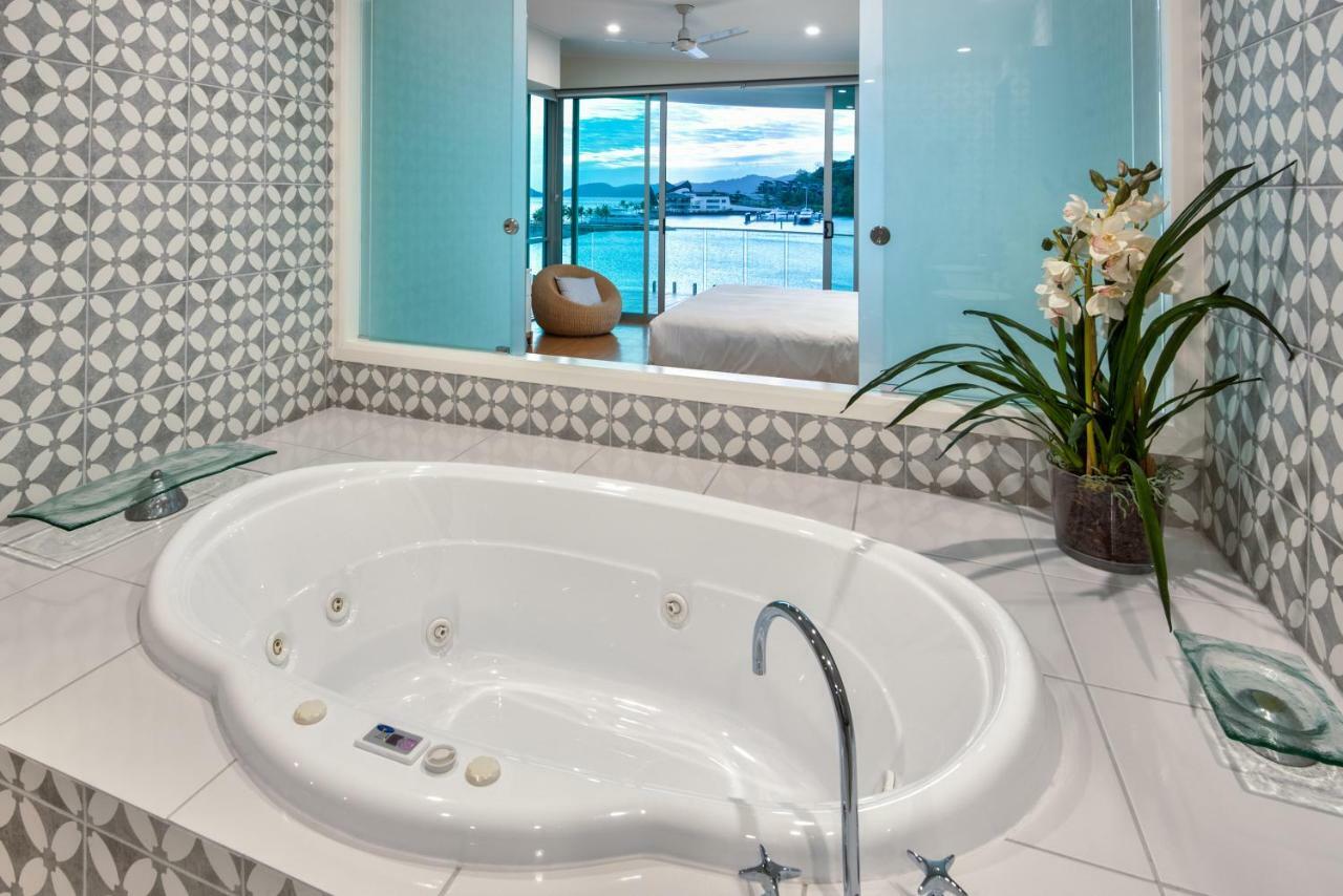 המילטון איילנד Pavillions Penthouse 25 - Luxury Waterfront Apartment With Private Roof Top Pool And Buggy מראה חיצוני תמונה
